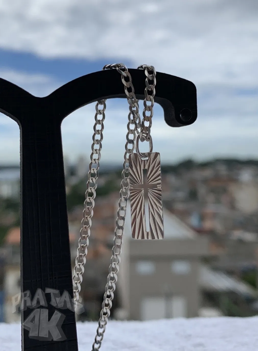 Pingente modelo "Placa Cruz Vazada"